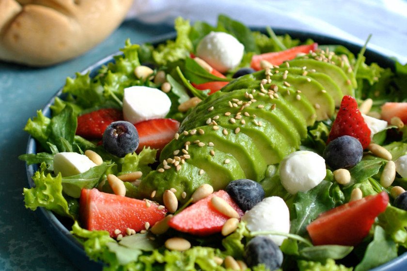 Ensalada Gourmet de Aguacate en Lajas